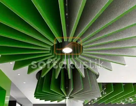 cam-yunu-dolgulu-baffle-tavan-paneli-akustik-performans