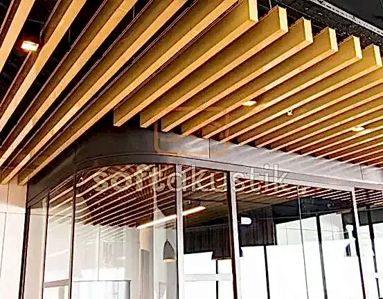 akustik-baffle-ahsap-tavan-paneli-kutuphaneler