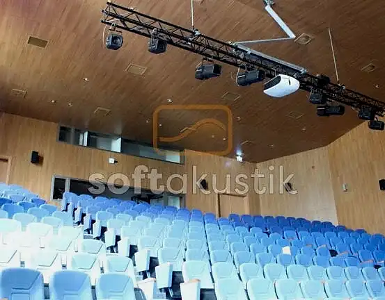 konferans-salonu-akustigi-ve-universite-konferanslari