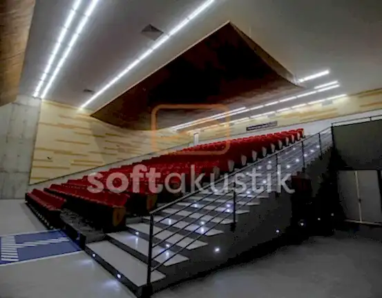 konferans-salonu-akustigi-ve-yanki-kontrolu