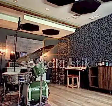 studyo-ses-yalitimi-ve-tavan-izolasyonu