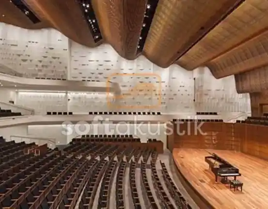 tiyatro-salonu-akustigi-ve-yankiyi-azaltma-yontemleri