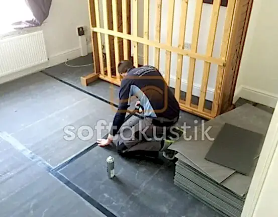 yuzer-doseme-ses-yalitimi-ve-alışveris-merkezlerinde-uygulama