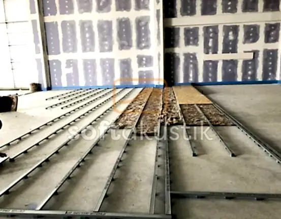 yuzer-doseme-ses-yalitimi-ve-ofislerde-akustik-cozumler