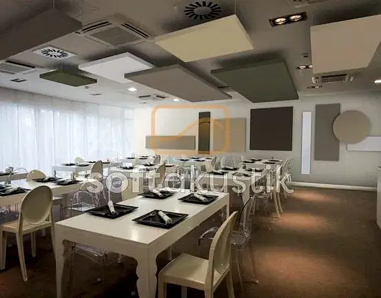 yuzer-tavan-paneli-konferans-salonlari